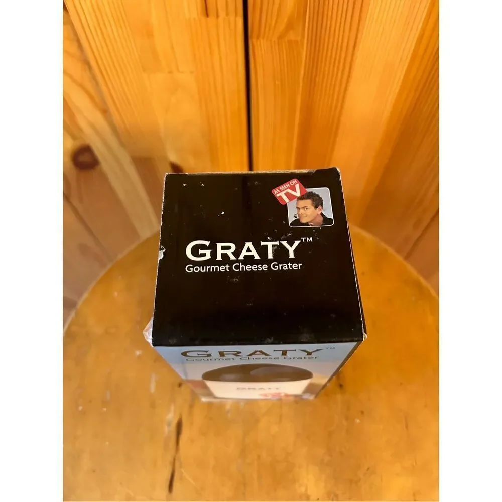Graty Gourmet Cheese Grater Shredder Coarse and Fine Cheese New As Seen TV (4524